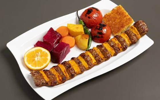 خوراک کباب لقمه نگین دار